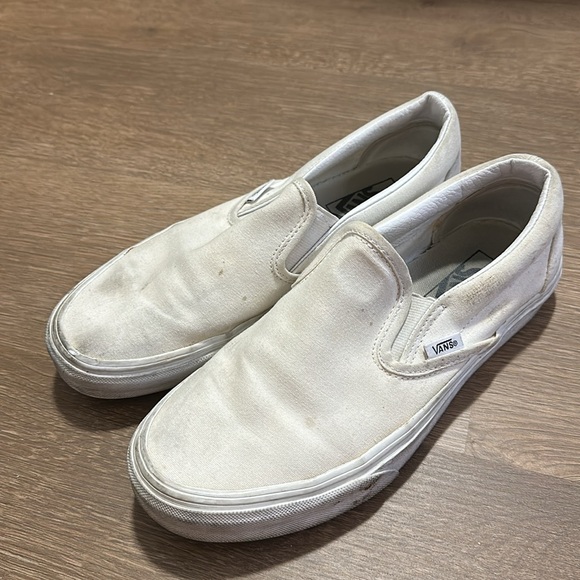 Vans - Picture 2 of 5